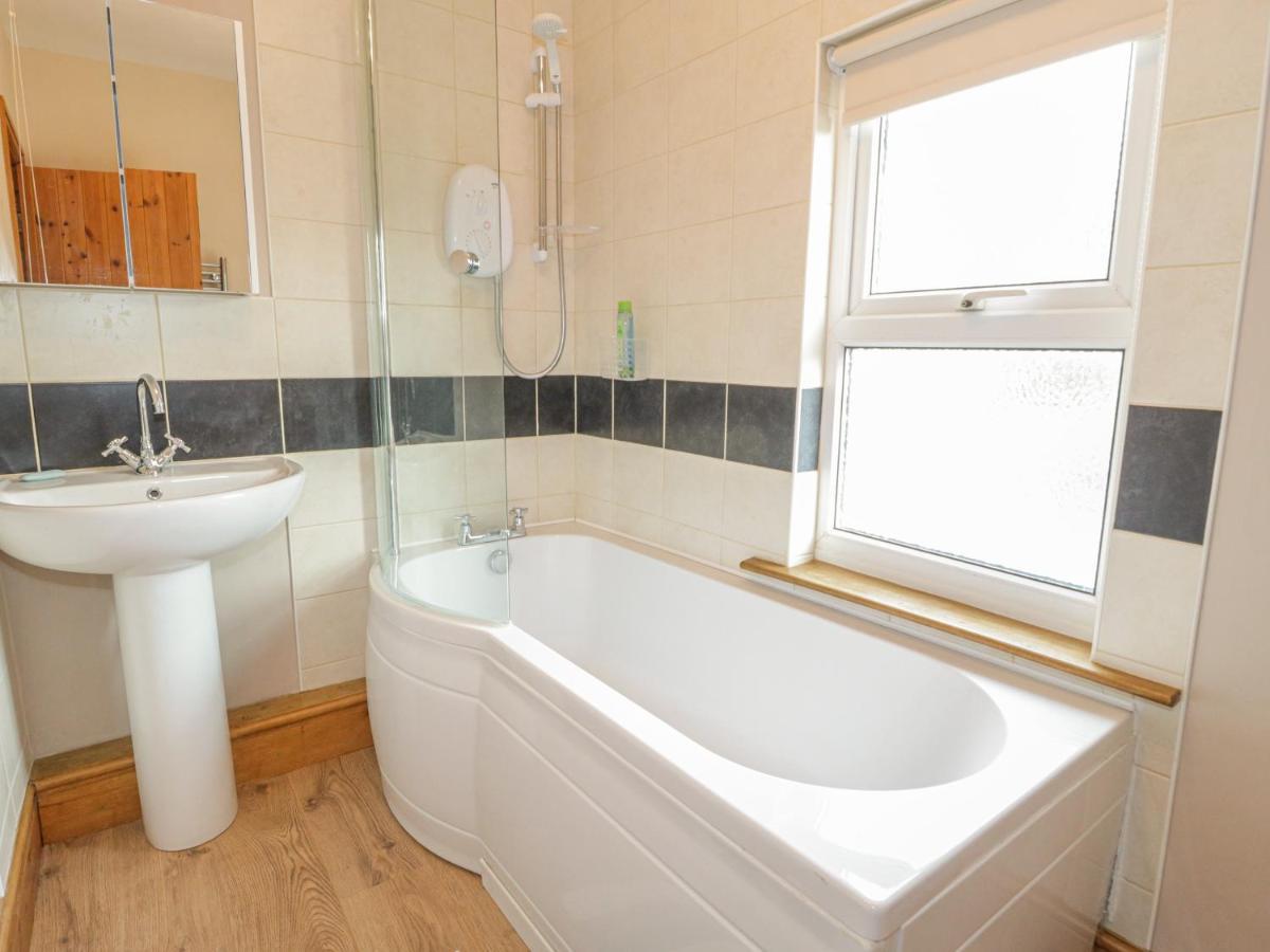 Jasmine Cottage Rhyl Kültér fotó